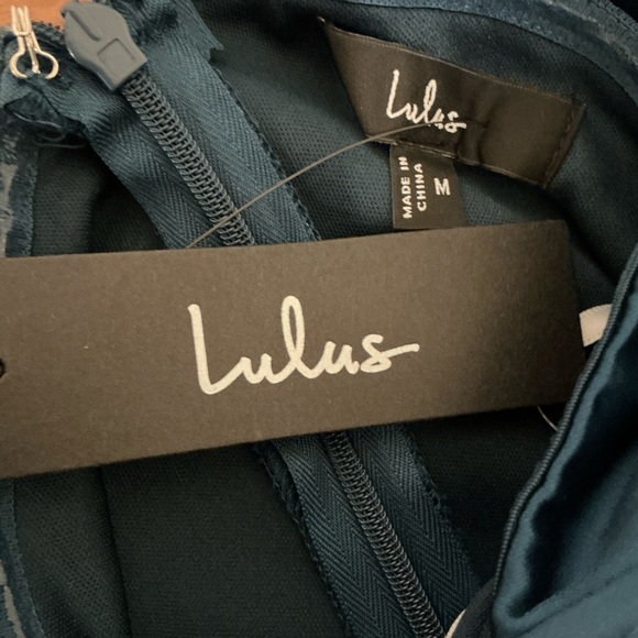 NWT Lulu’s Stunning Arrival Dark Teal Satin Off-The-Shoulder Maxi Dress Medium - Picture 9 of 11